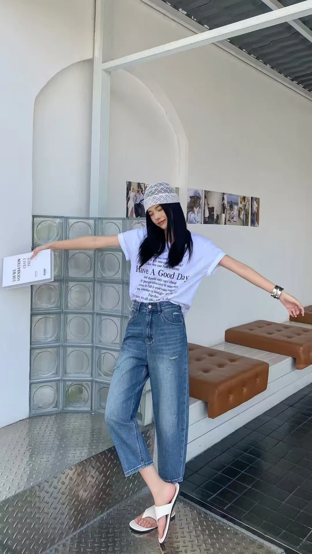 夏季女士破洞8分直筒宽松显瘦牛仔裤