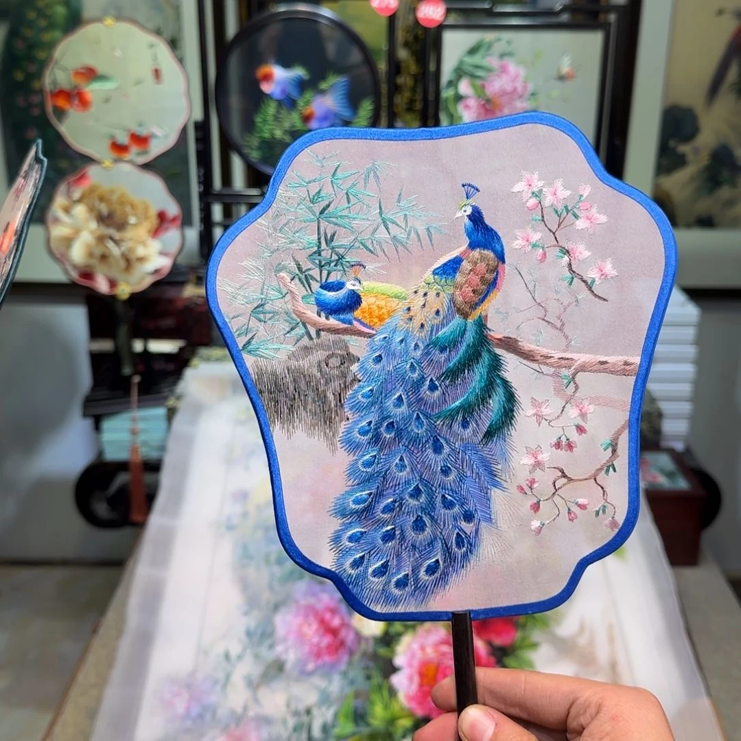 刺绣刺绣工艺精湛