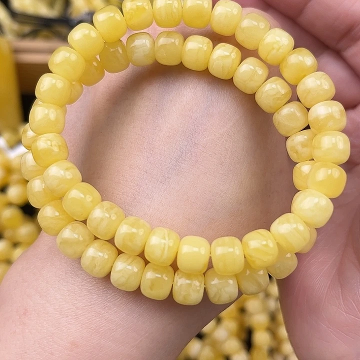 琥珀未镶嵌颈饰琥珀，多样性发其一