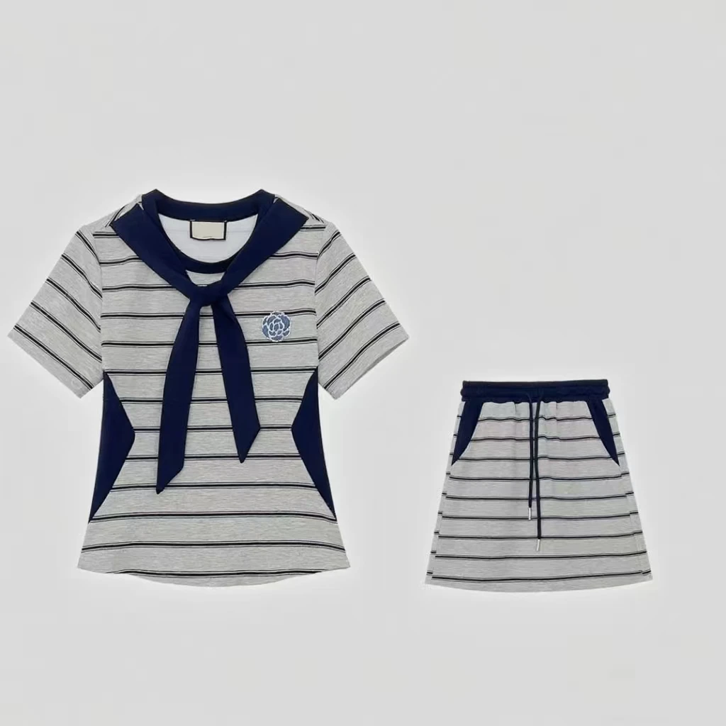 设计师新款高级感气质女装拼接重工蝴蝶结烫钻显瘦气质套装