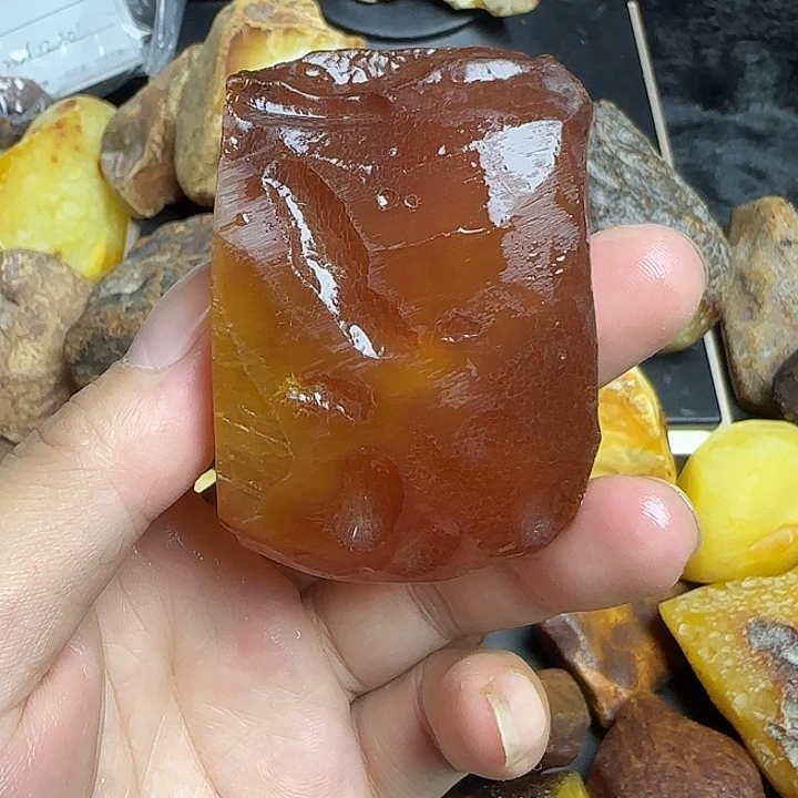 定制琥珀未镶嵌牌子料