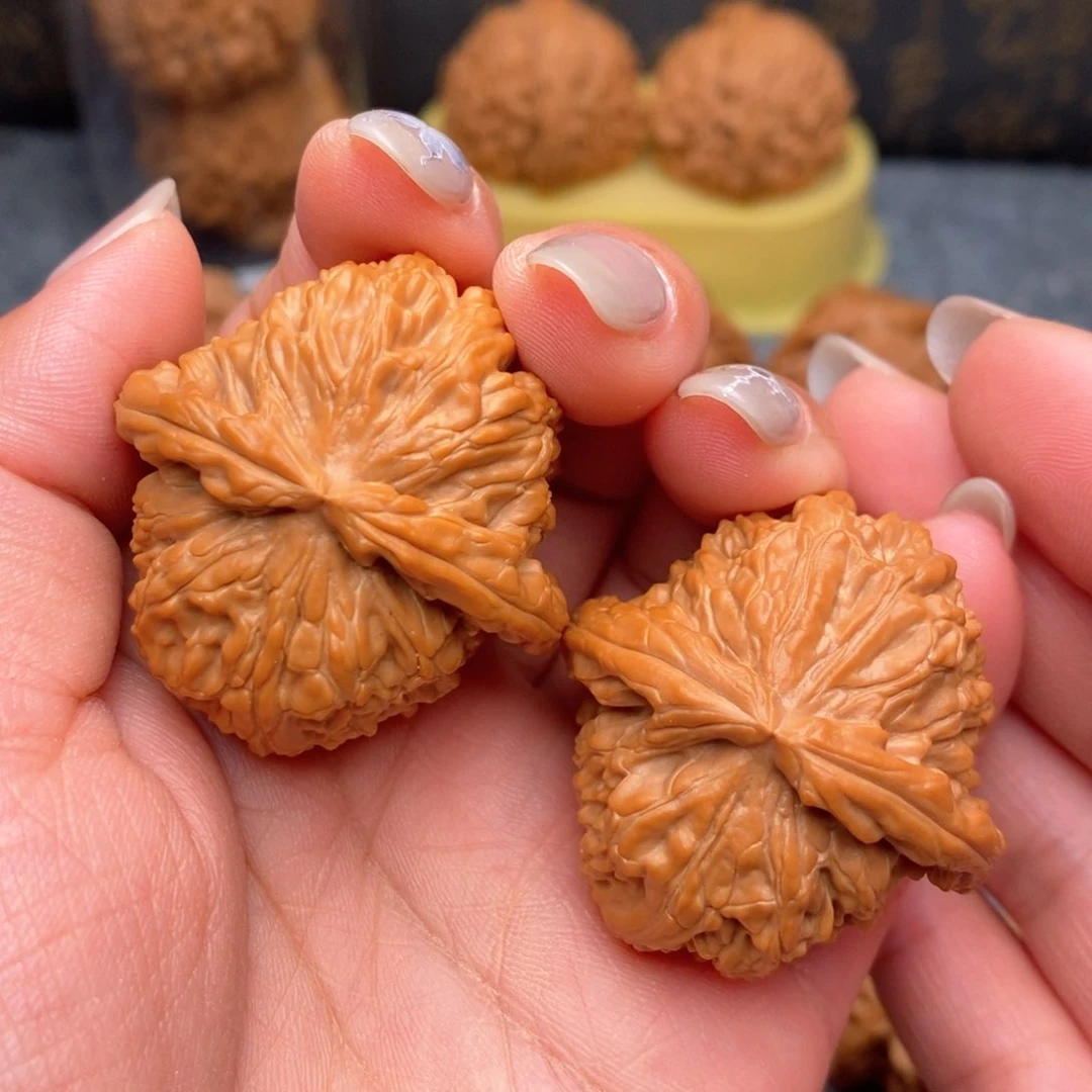 文玩核桃把件板***生毕业球白38全品