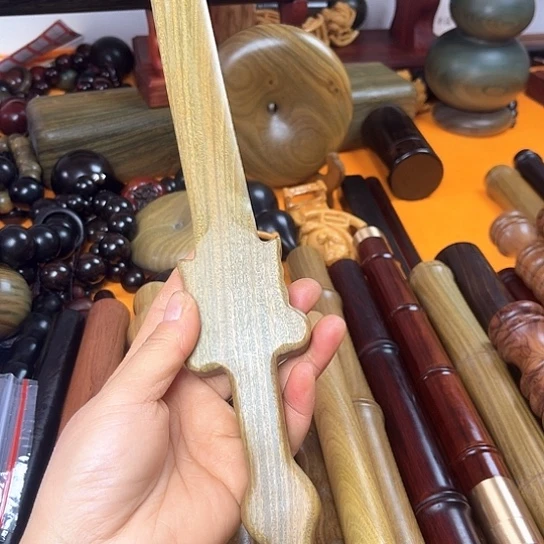 木寅*绿檀一个豆豆剑36长