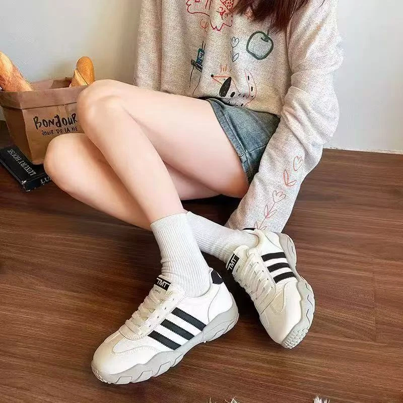 5321番外新款秋季透气休闲健步假日风百搭厚底阿甘鞋拼色小白鞋女