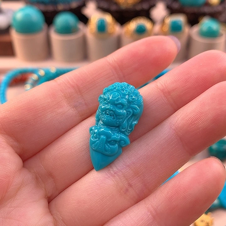 绿松石配饰未镶嵌