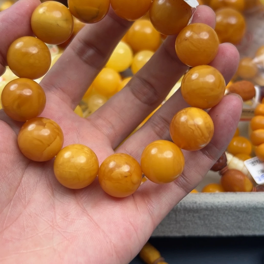 未镶嵌琥珀珠宝奇石
