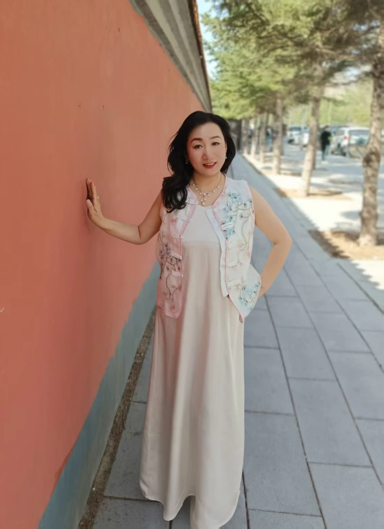 新中式女装新款爆款时尚