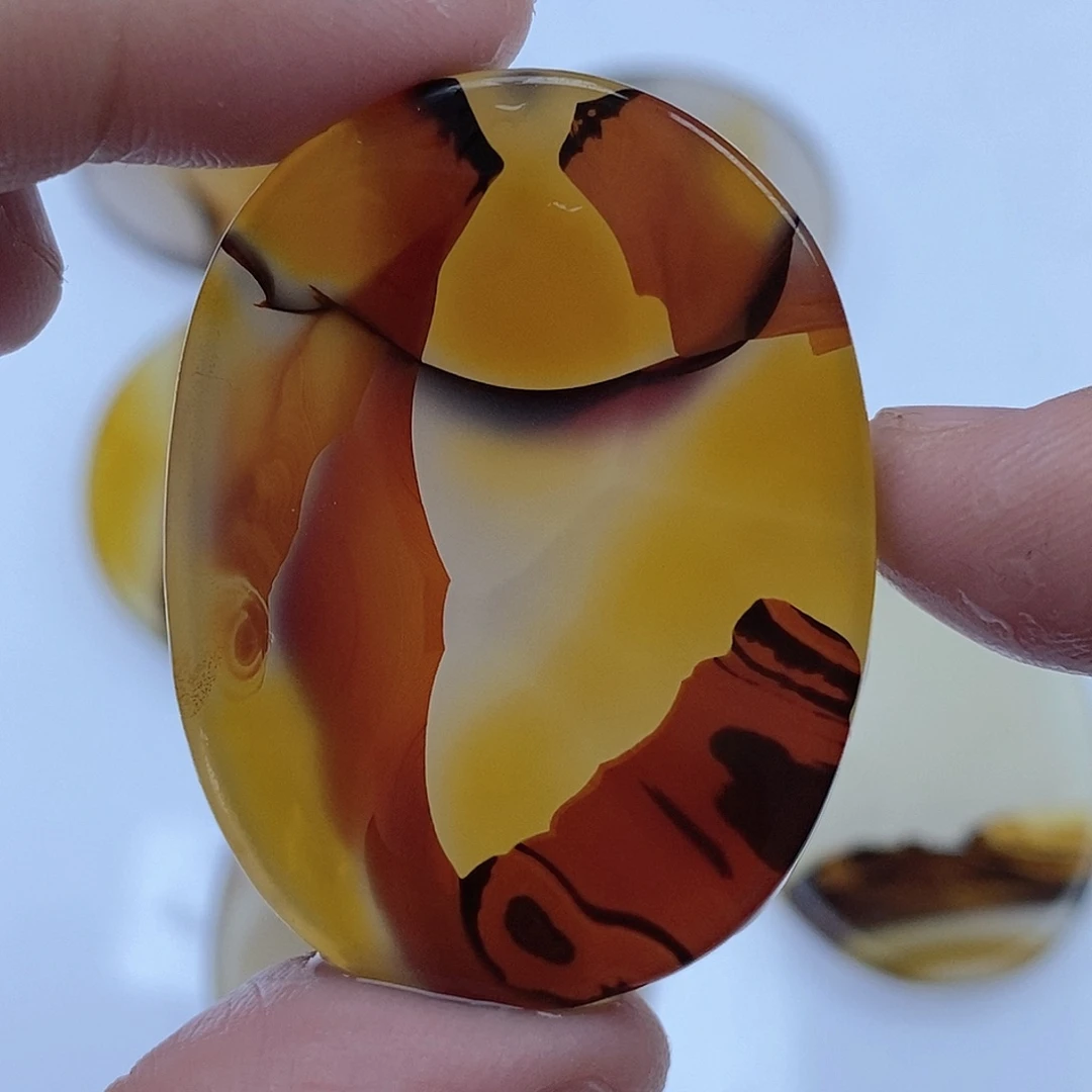 玛瑙/玉髓未镶嵌珠宝半成品