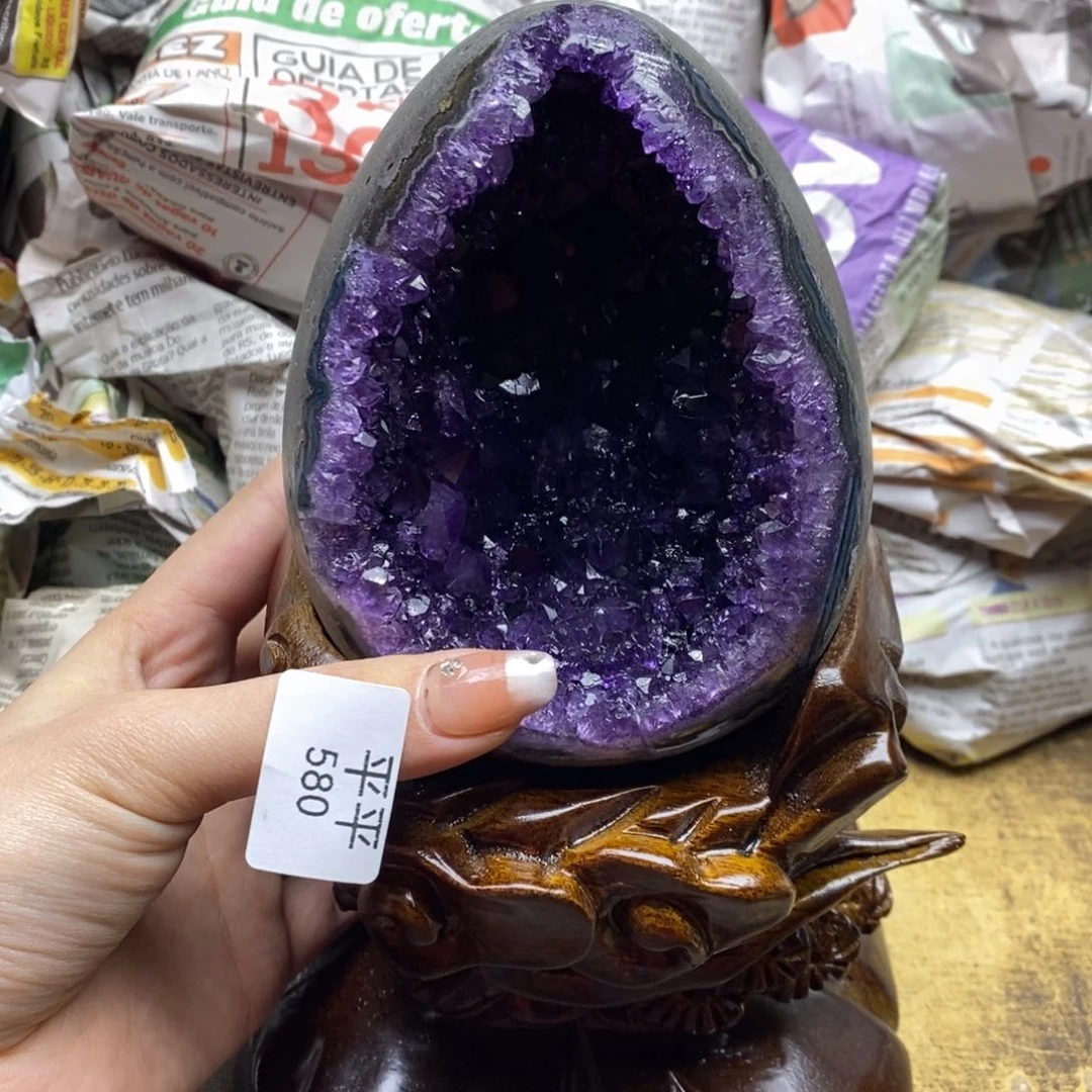 水晶乌拉圭未镶嵌