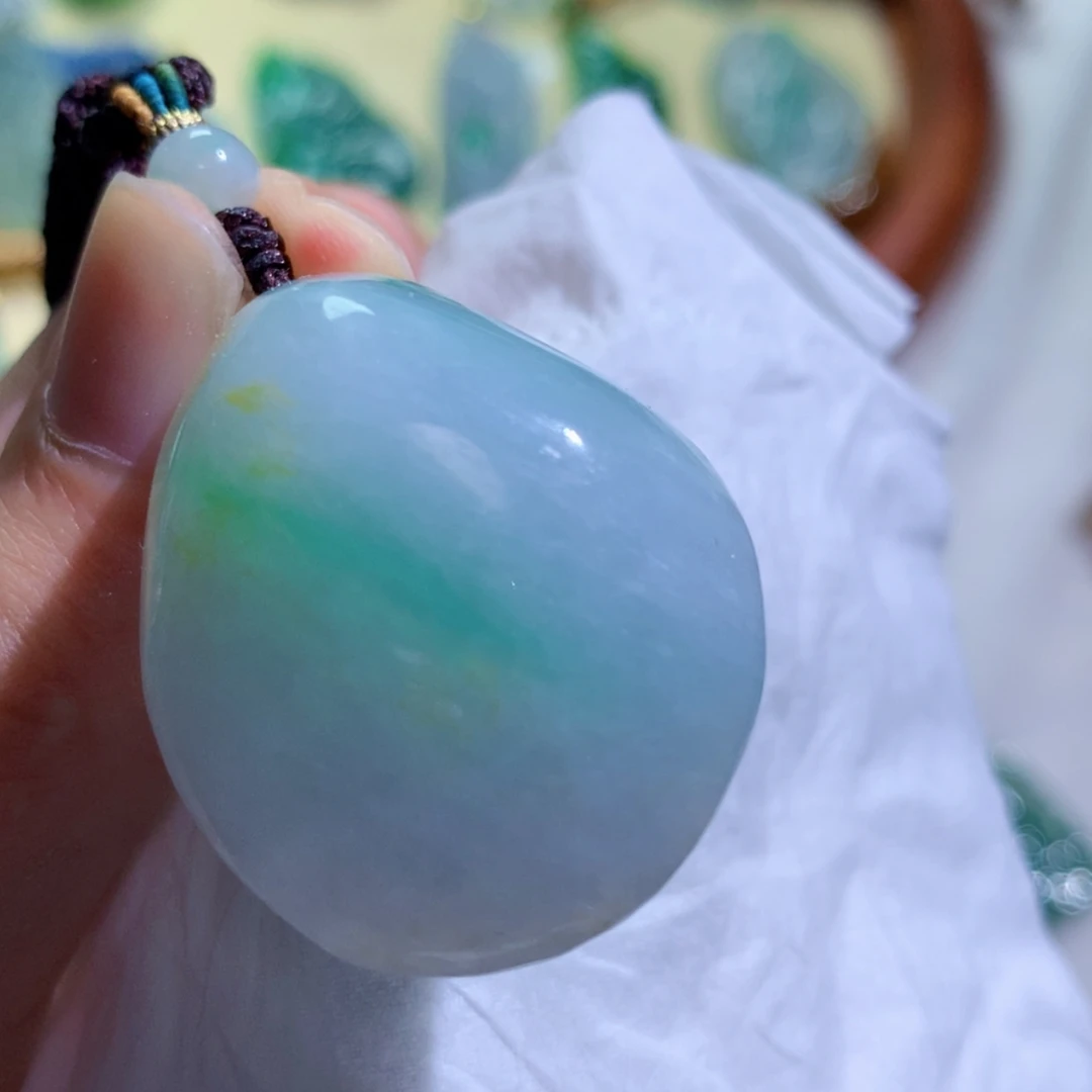 【闪购商品】翡翠未镶嵌吊坠(不含链)