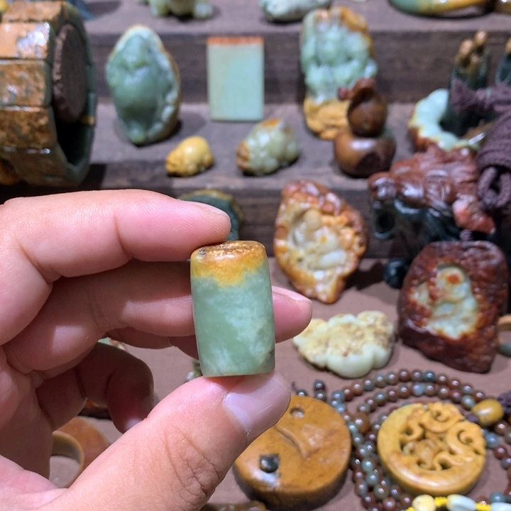 岫岩河磨玉（透闪石质玉）未镶嵌挂件