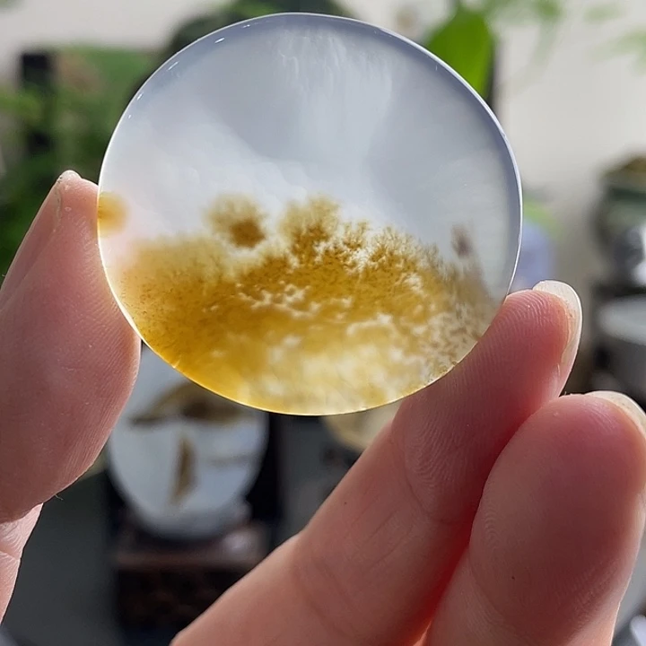 徽***饰玛瑙/玉髓未镶嵌珠宝半成品