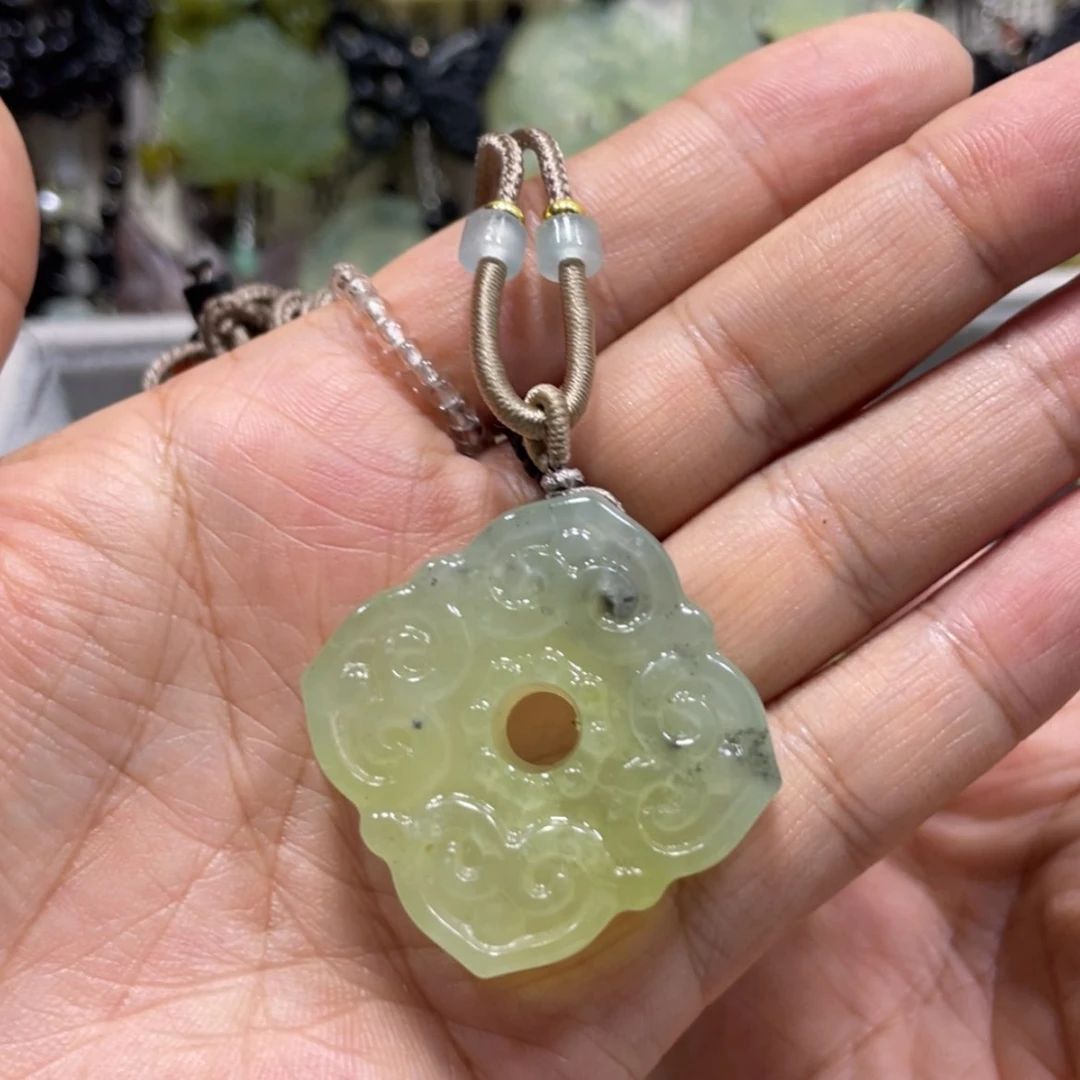 【闪购商品】岫玉颈饰未镶嵌67吊坠