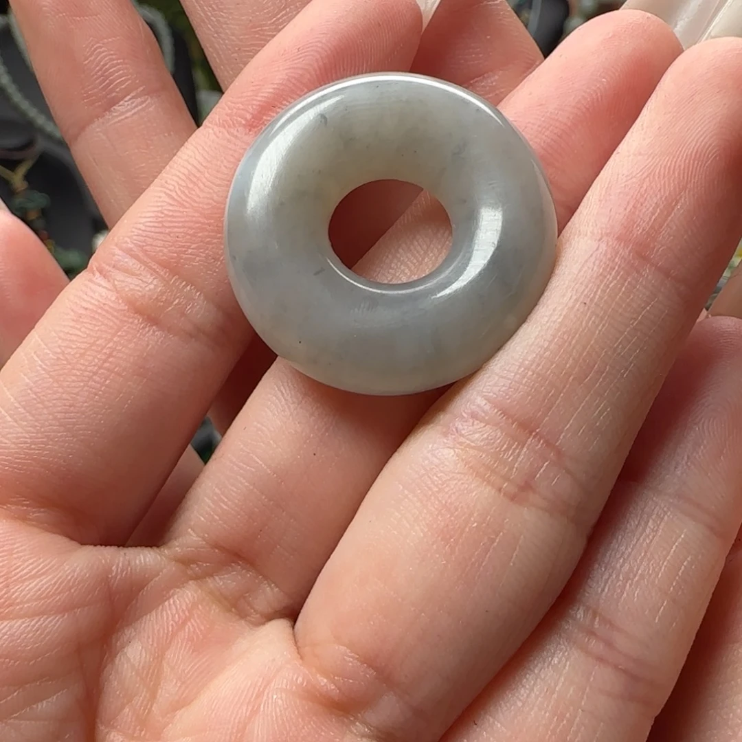 黄****和田玉未镶嵌颈饰