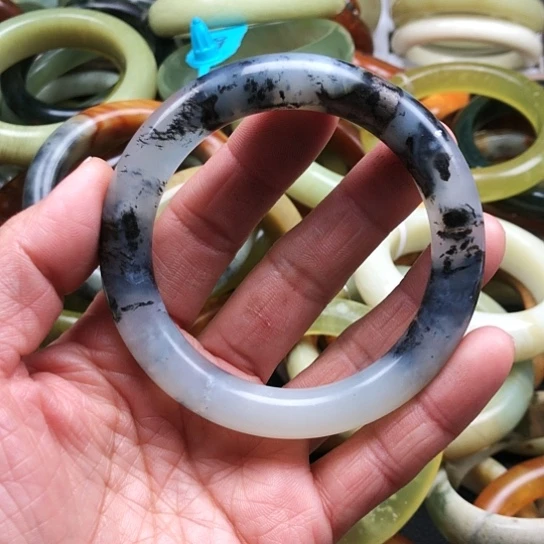 蛇纹石玉手镯未镶嵌妮*