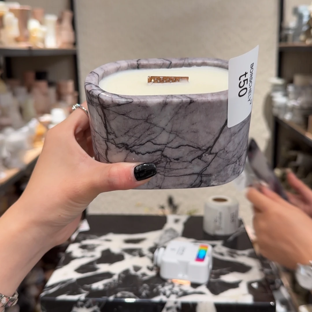 大理石t50。    电量。