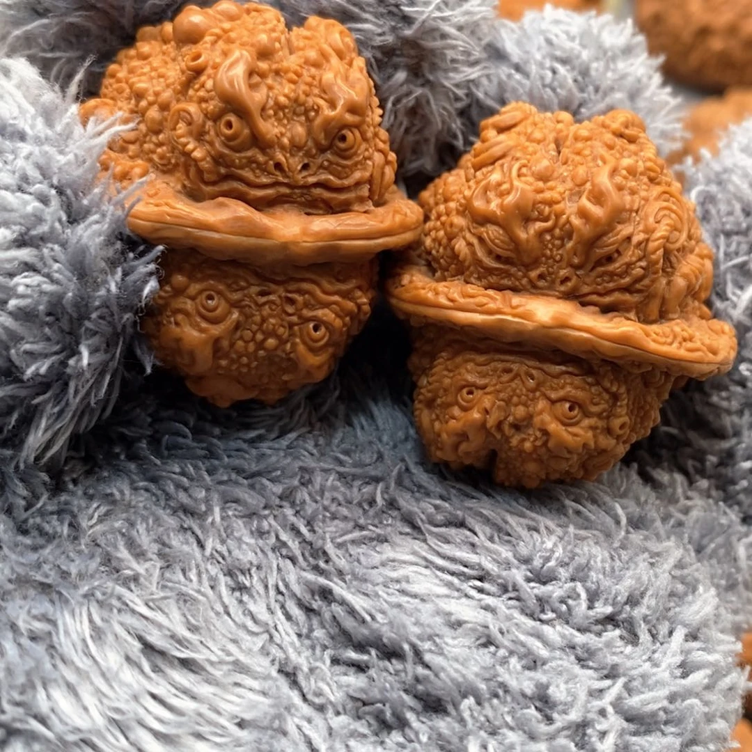 核桃手串/手链好*A金蝉蛤蟆头