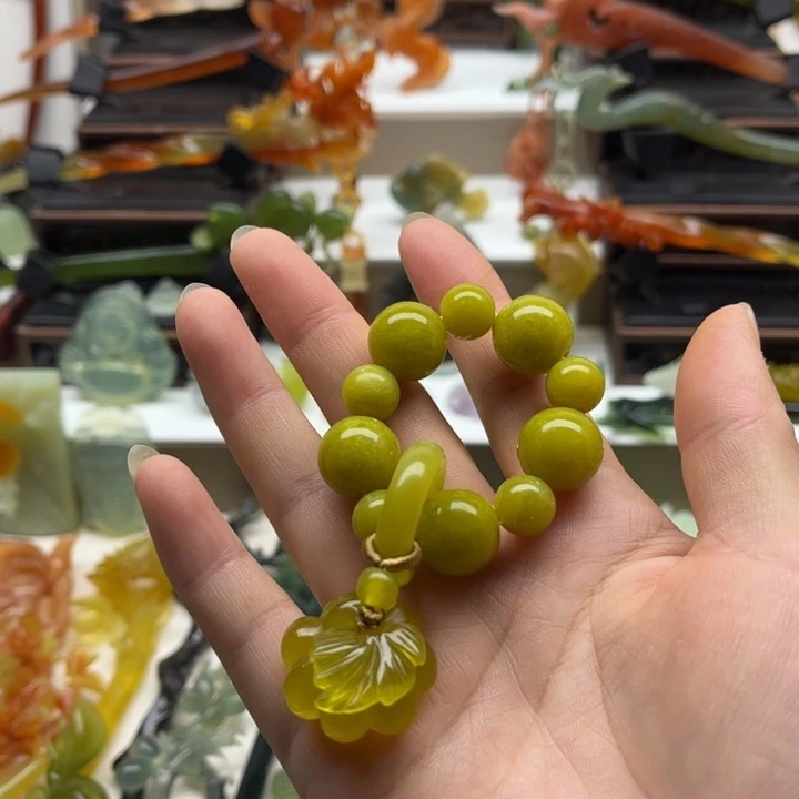 蛇纹石玉未镶嵌岫玉发簪
