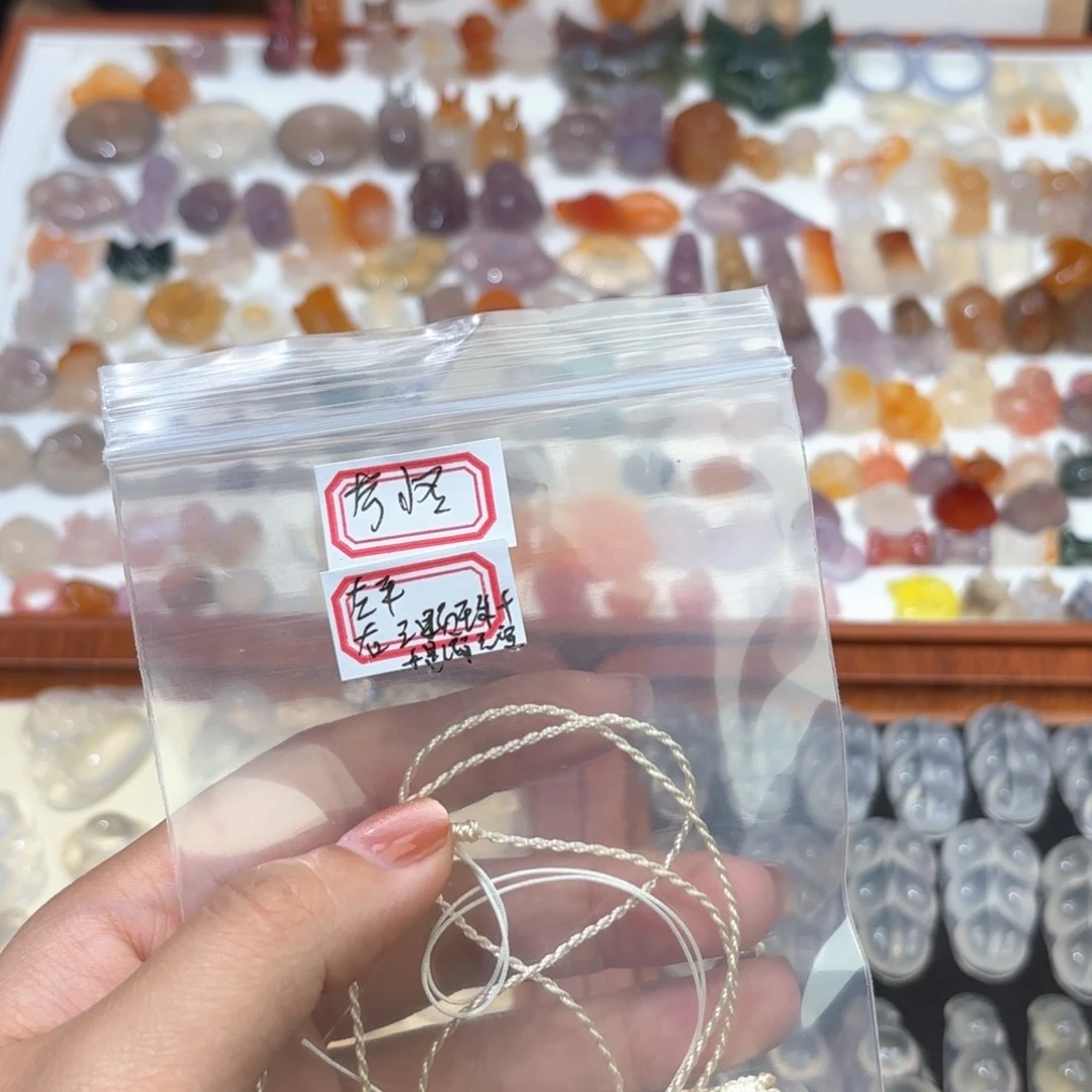 玛瑙/玉髓颈饰未镶嵌?****！