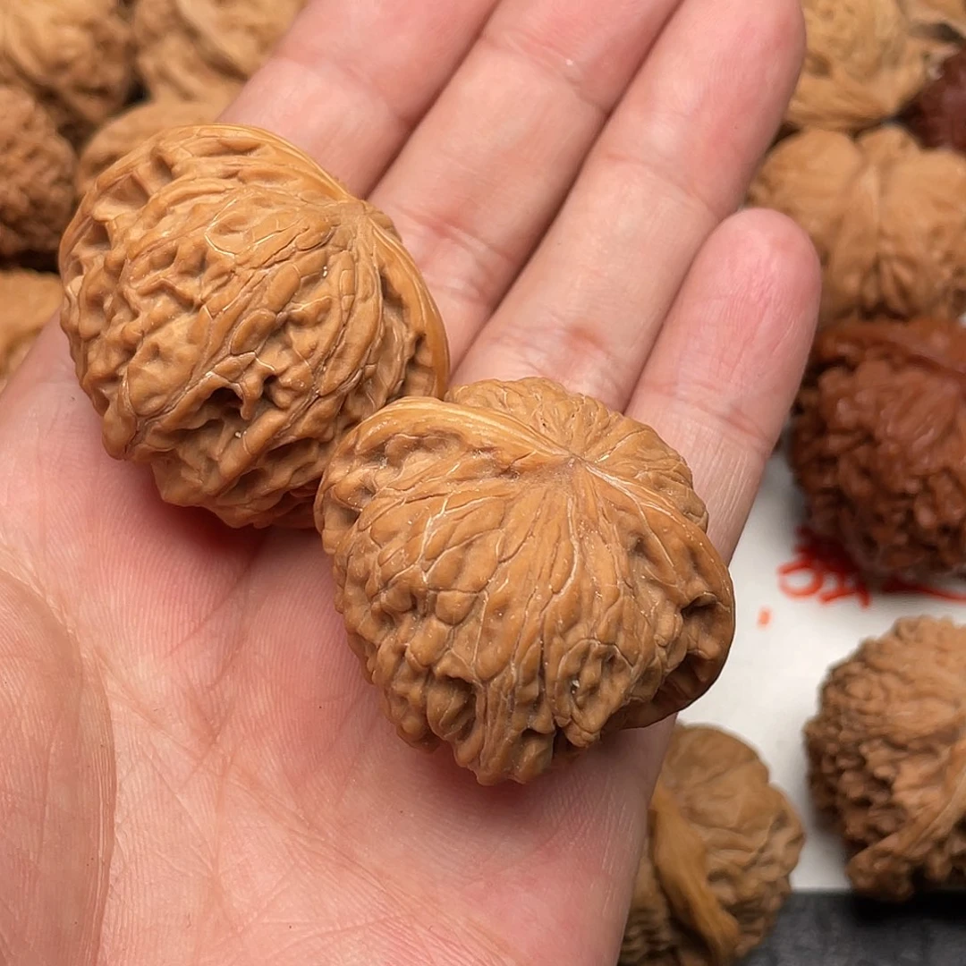 文玩核桃吊坠段****啊磨盘