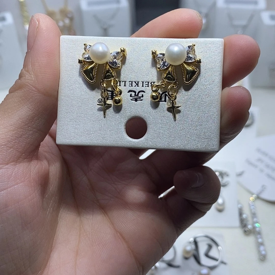 耳饰未镶嵌淡水珍珠