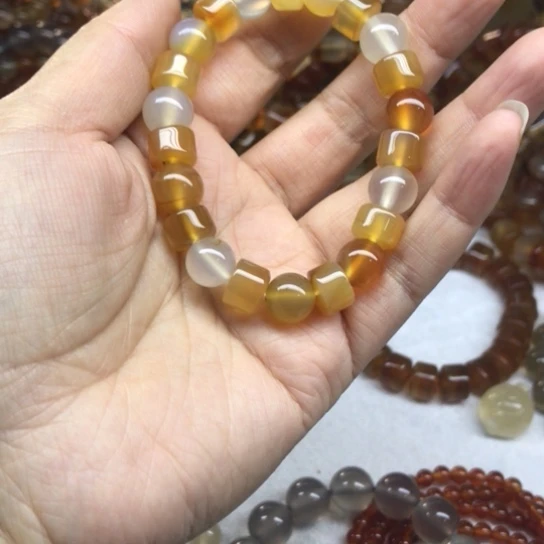 玛瑙/玉髓手链未镶嵌润*?