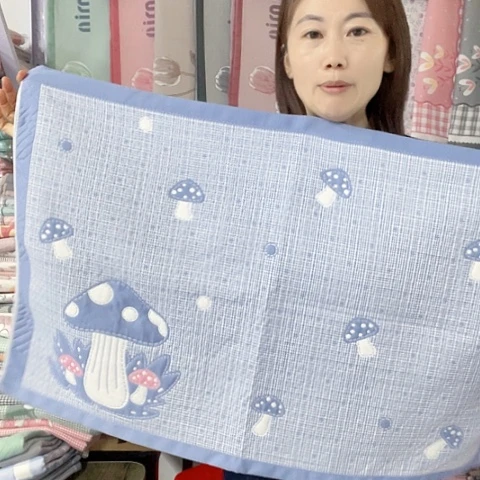 棉纱布蓝色小蘑菇