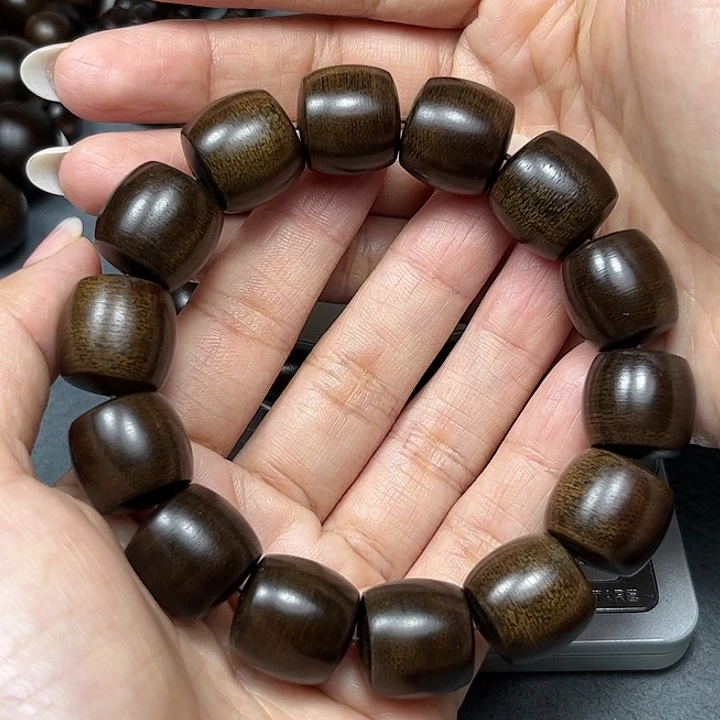 手串沉香木朝**步越南芽庄白棋