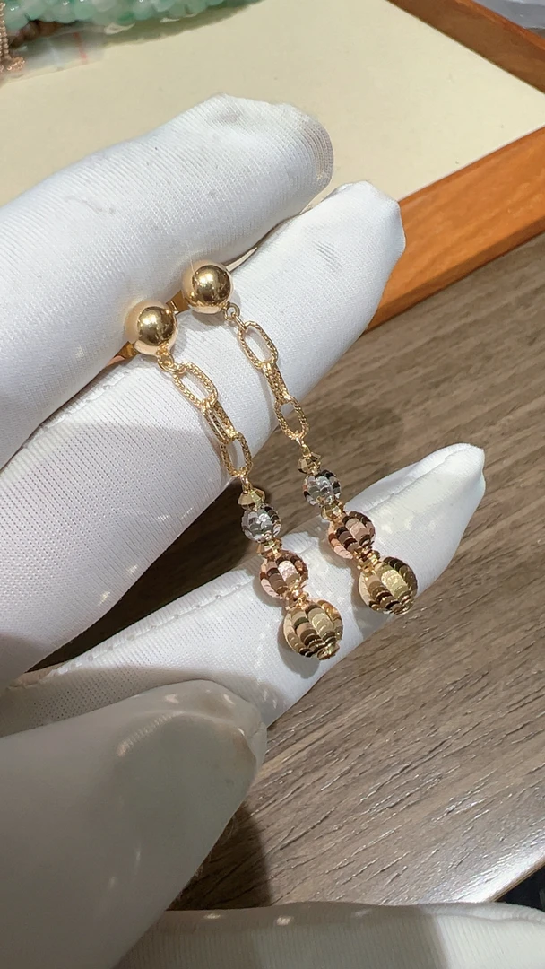 18K金三色珠珠耳钉