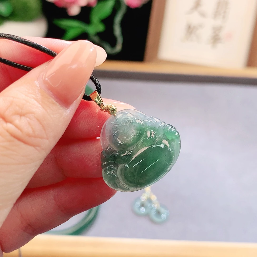 未镶嵌手镯（圆镯）翡翠