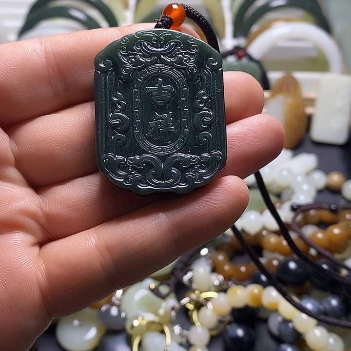 和田玉（糖玉）未镶嵌颈饰