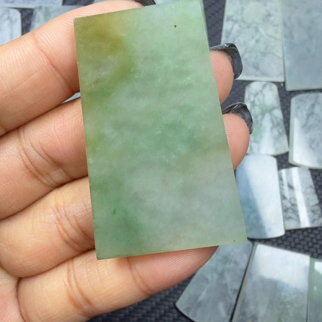 翡翠颈饰未镶嵌天然缅甸a货翡翠