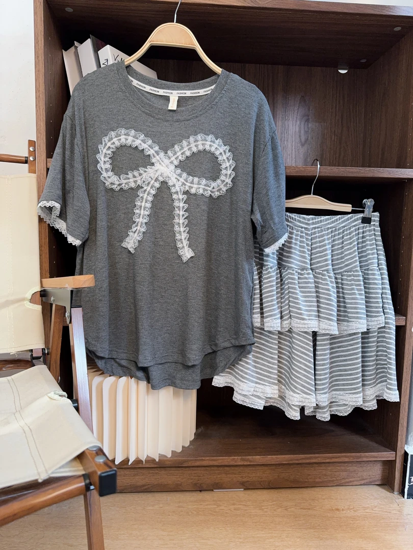 【灰色蕾丝蝴蝶结】~新款短袖可外穿时尚家居服套装~H191