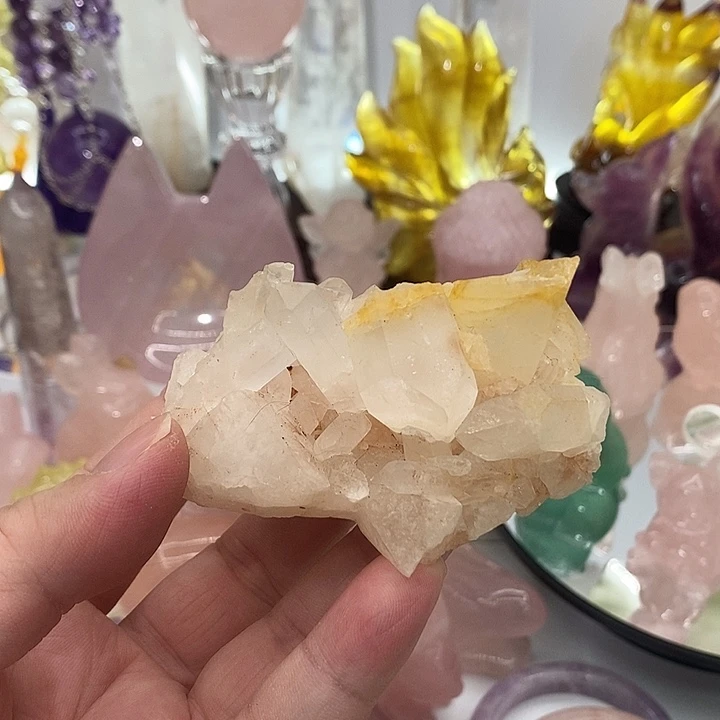 水晶摆件未镶嵌水晶有瑕