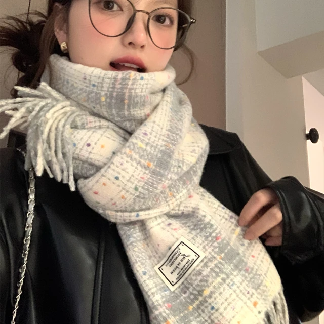 彩色波点韩系流苏围巾女冬季学院风显白高级感百搭保暖滑雪围脖