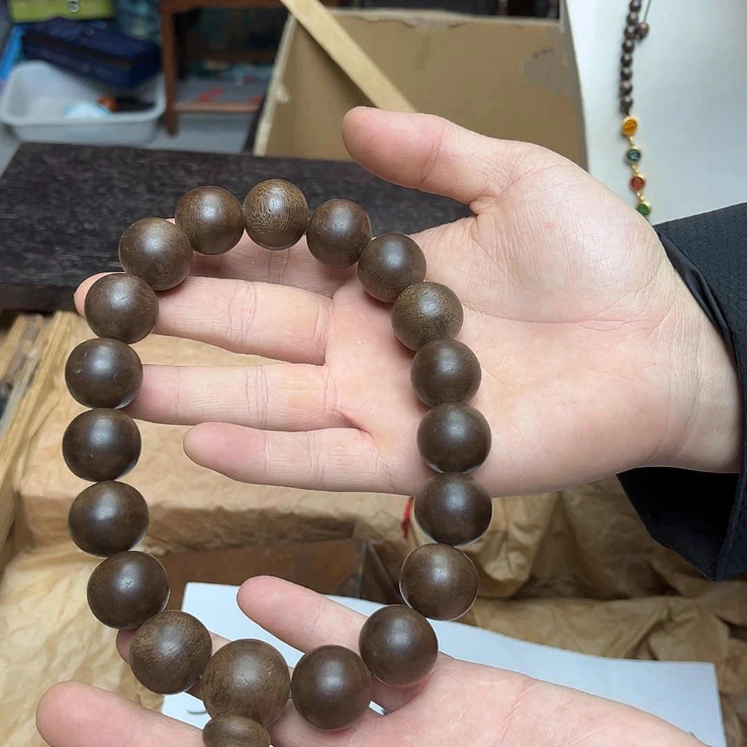 大叶紫檀（黑酸枝木类）