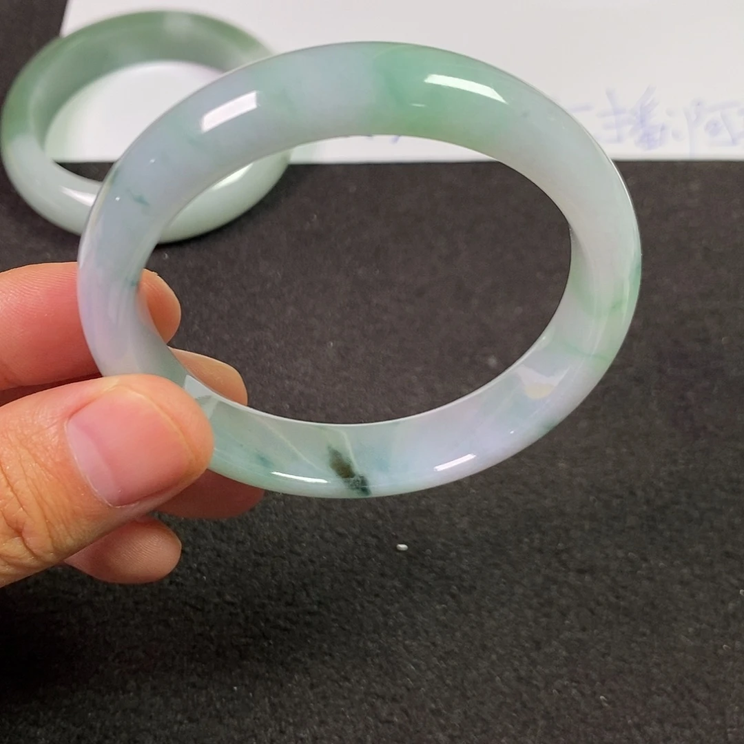 翡翠未镶嵌手镯手镯