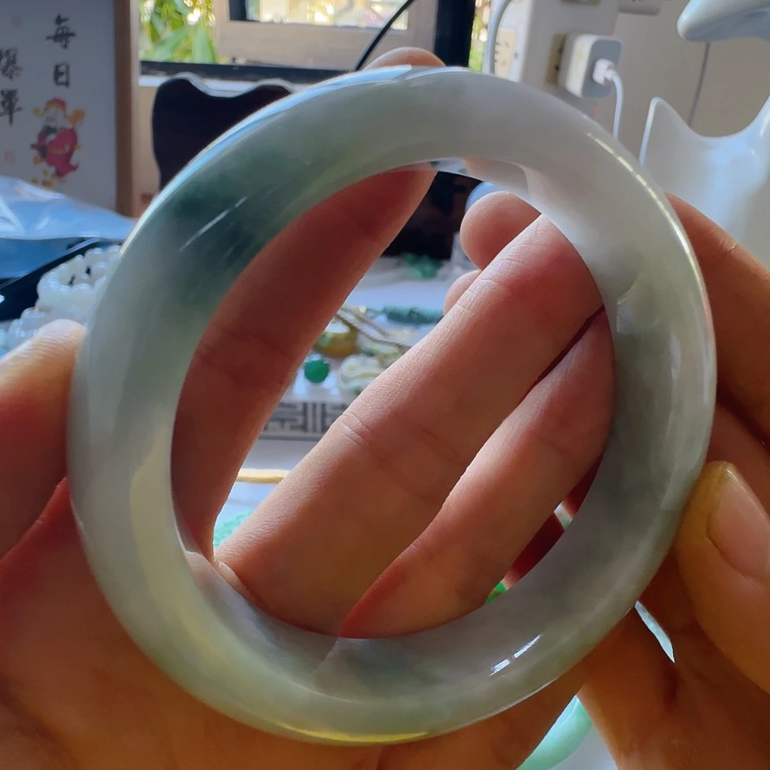 翡翠未镶嵌手镯翡翠380