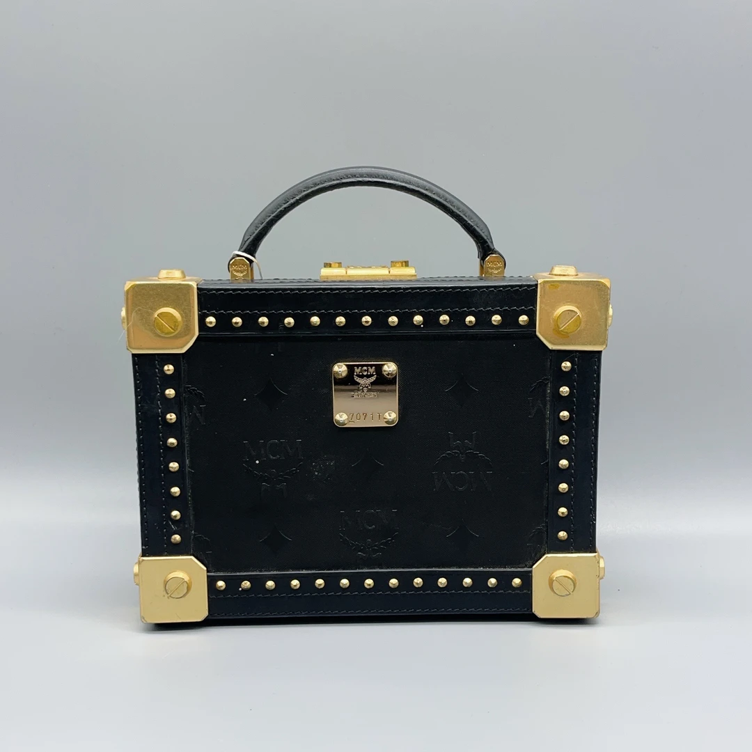95新 MCM  黑色手提斜挎盒子包  1666 1383