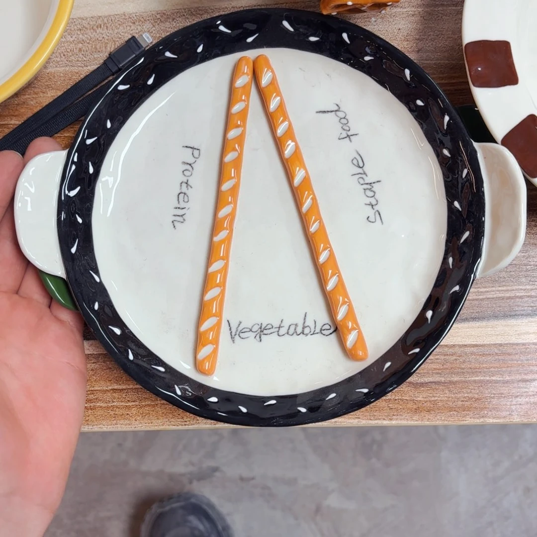 白瓷纽扣豆丁双耳八寸减脂餐盘黑色