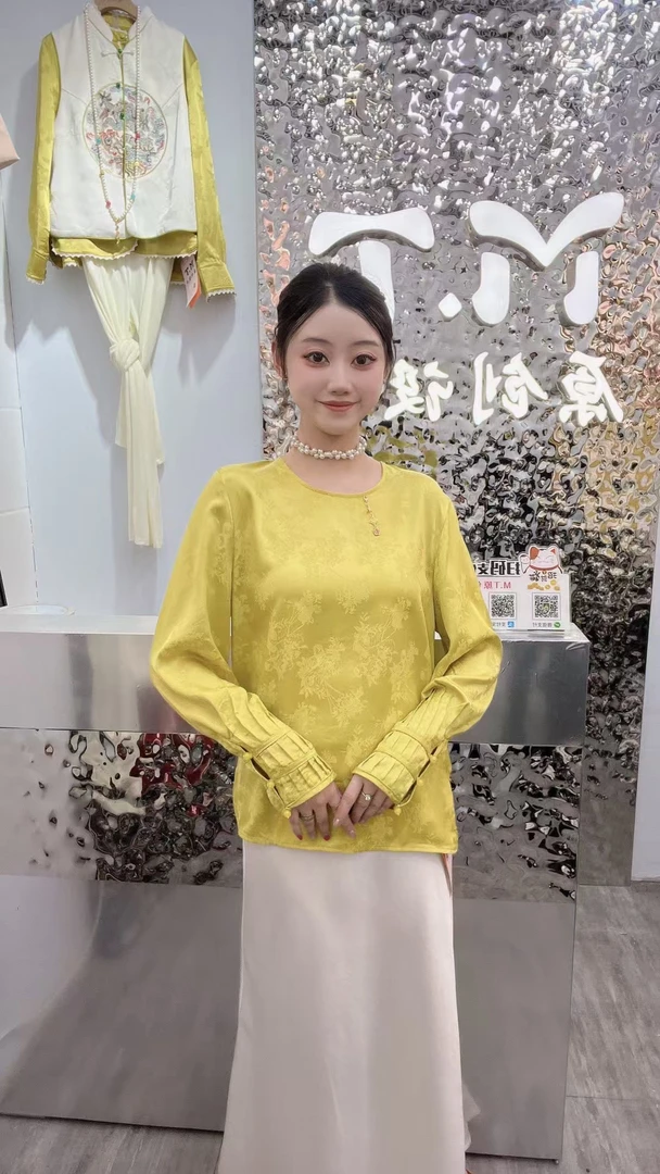 中式国风2025提花拼接盘扣新款圆领春季打底衫