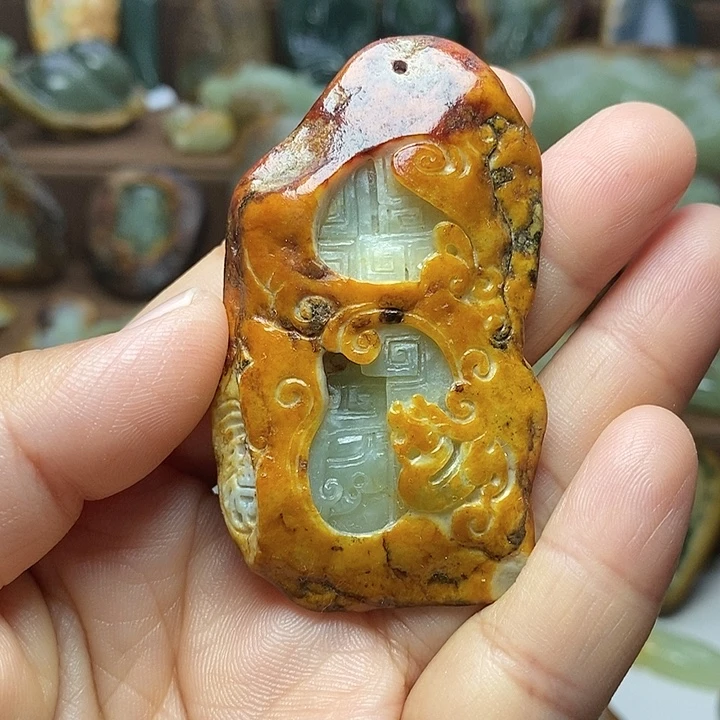 岫岩河磨玉（透闪石质玉）未镶嵌颈饰