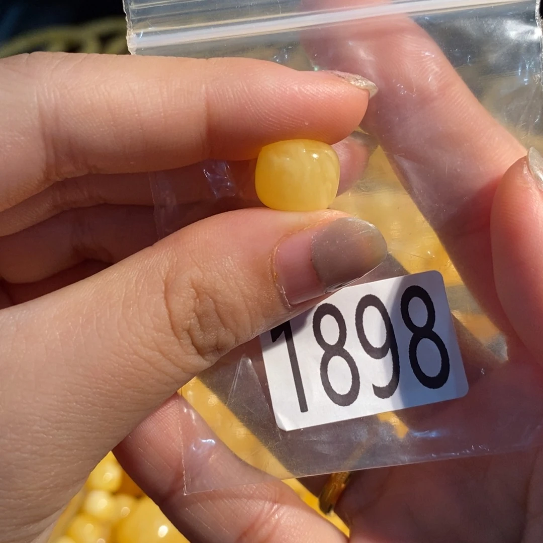 未镶嵌琥珀珠宝奇石1898
