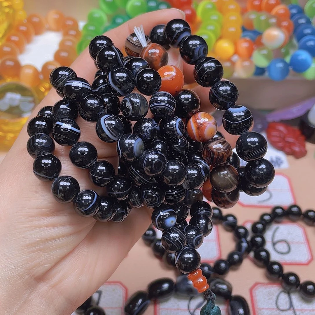 玛瑙/玉髓颈饰未镶嵌赶*者