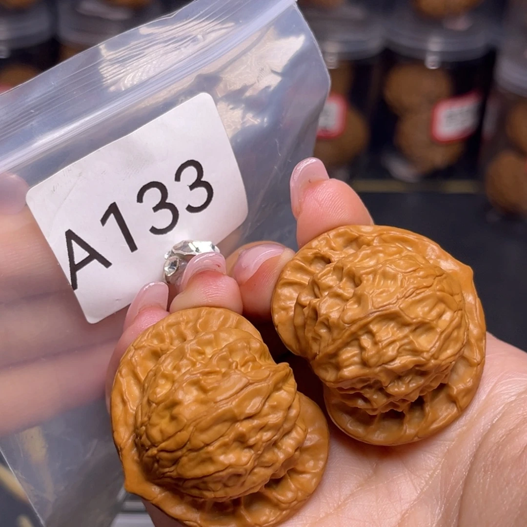 文玩核桃吊坠图图