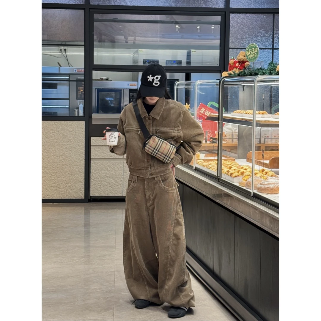 复古风潮～工装风灯芯绒羽绒外套➕灯芯绒弯刀裤套装