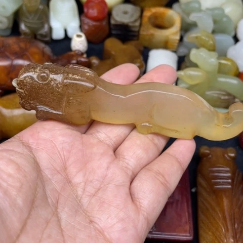 蛇纹石玉未镶嵌颈饰24