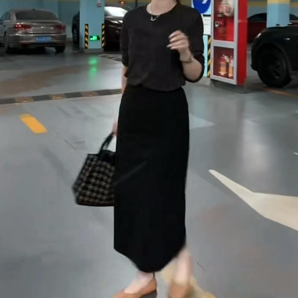 早秋黑色气质纯色裙女时尚洋气百搭大码女装