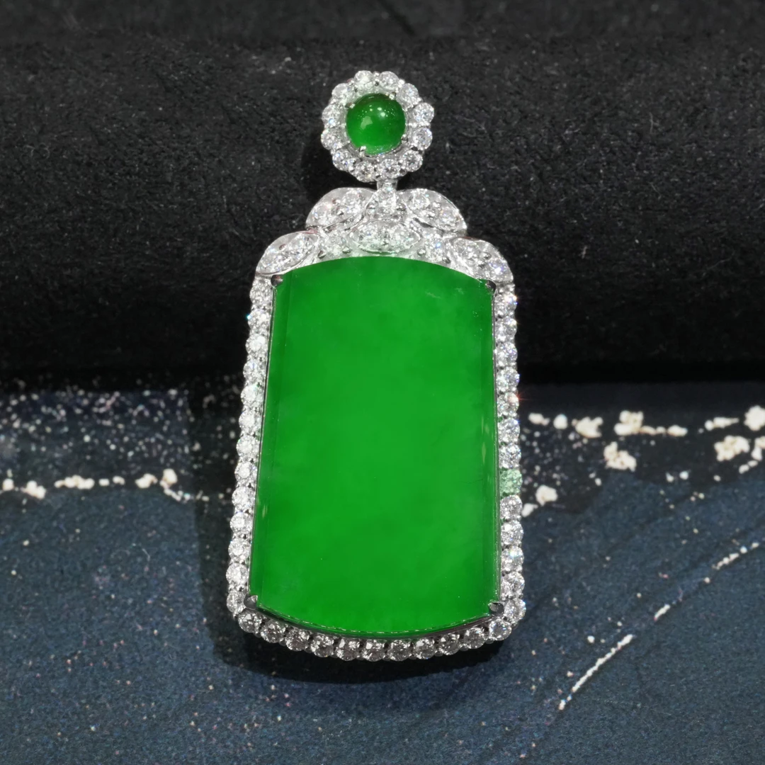 【翠玉翡翠】18k金天然A货翡翠无事牌吊坠(多样性发)不含链百搭轻奢