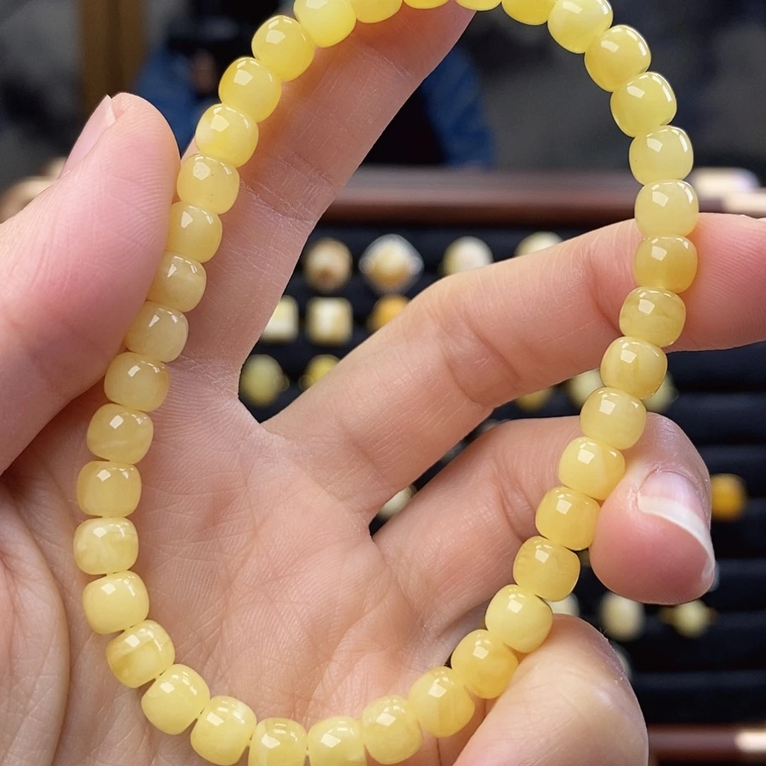 琥珀未镶嵌裸石成品